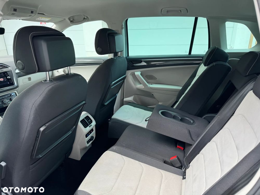 Volkswagen Tiguan - 13