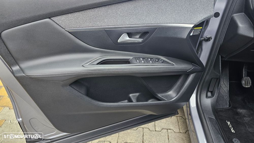 Peugeot 3008 1.5 BlueHDi Allure - 16