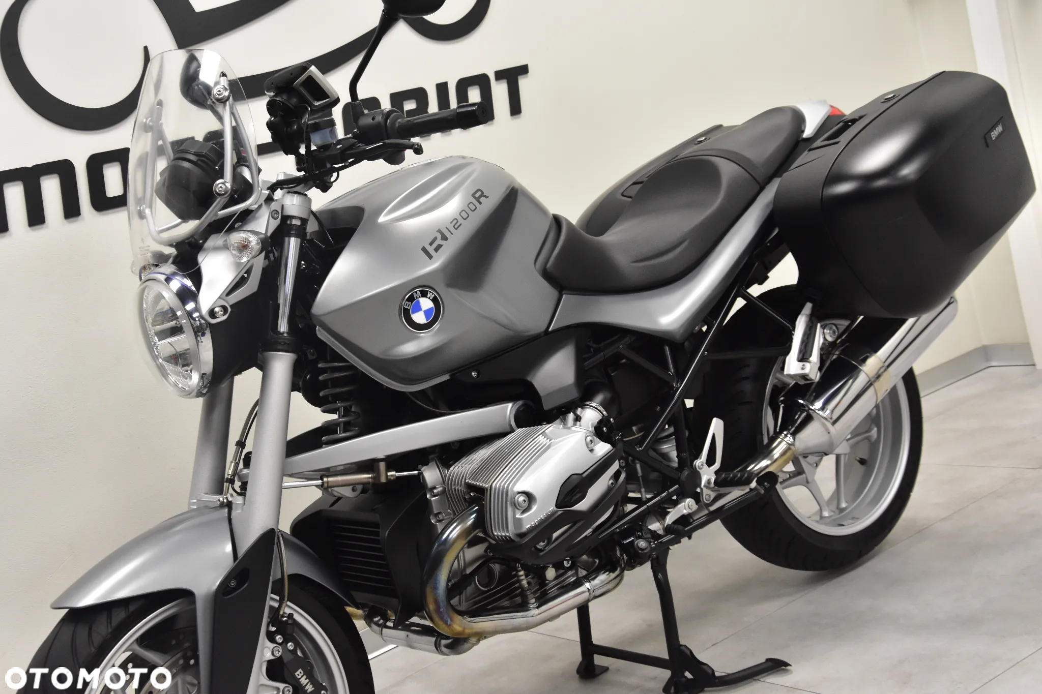 BMW R - 9