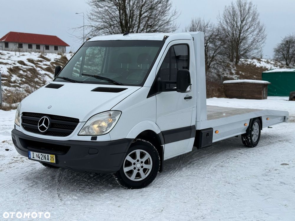 Mercedes-Benz Sprinter - 1