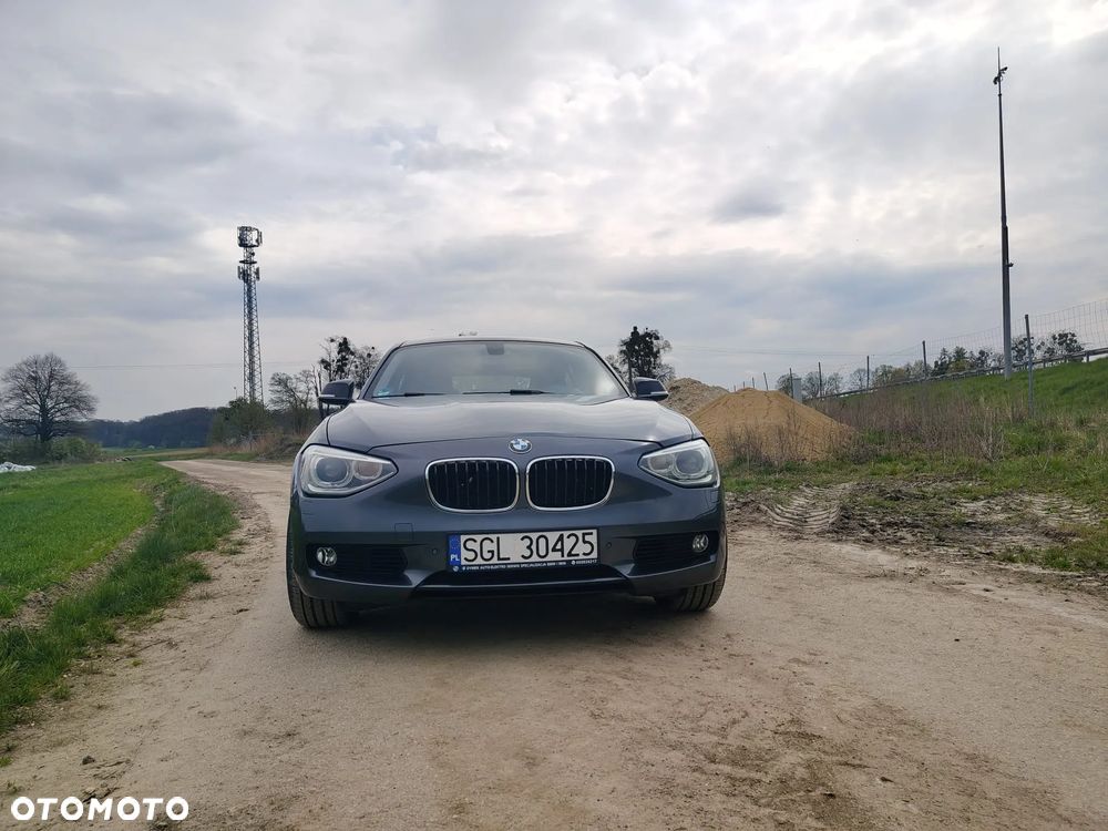 BMW Seria 1 118i Sport Line - 2