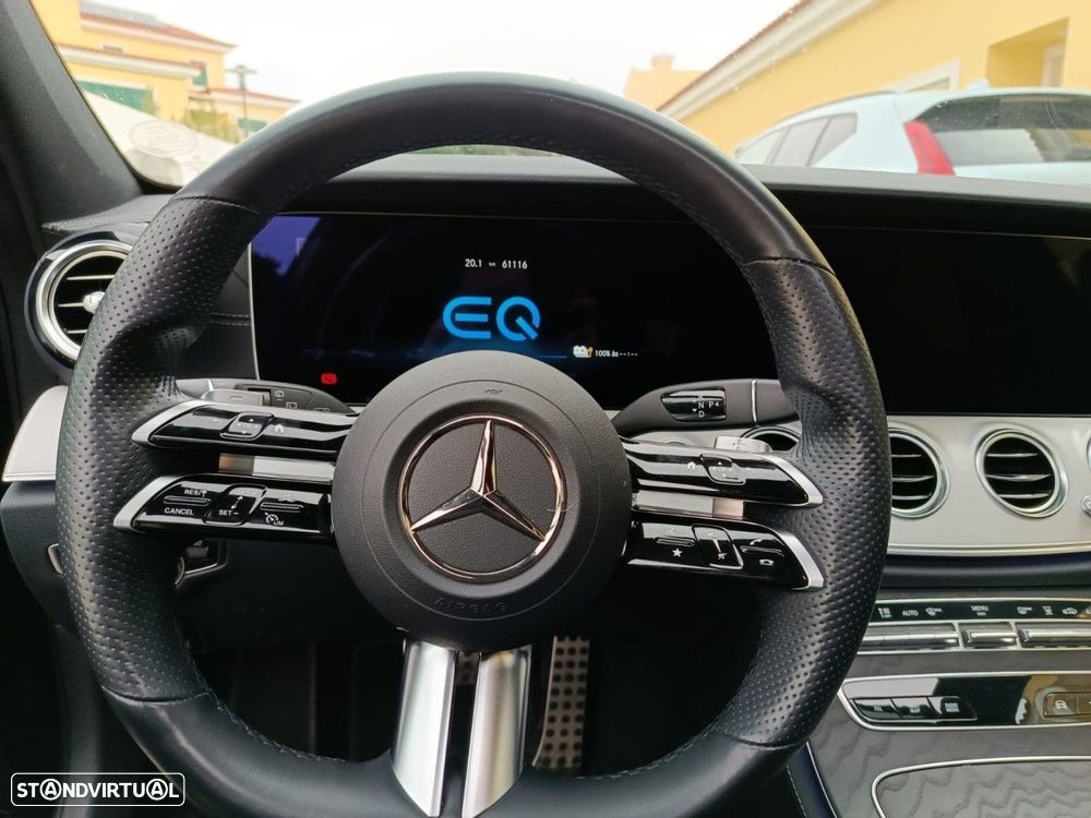 Mercedes-Benz E 300 de AMG Line 4Matic - 30