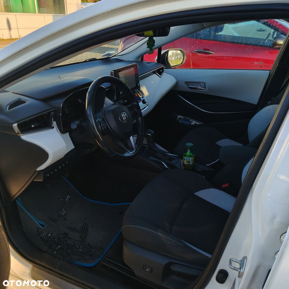 Toyota Corolla - 15