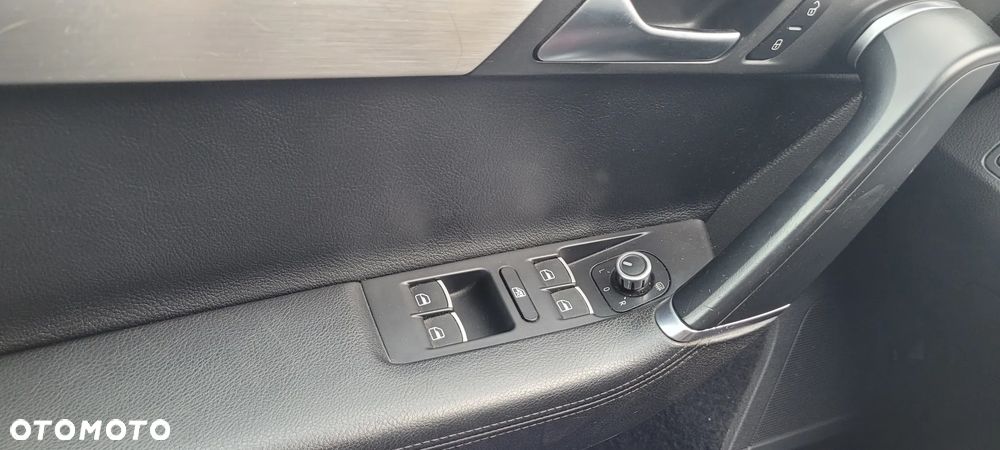 Volkswagen Passat 1.8 TSI Highline DSG - 19