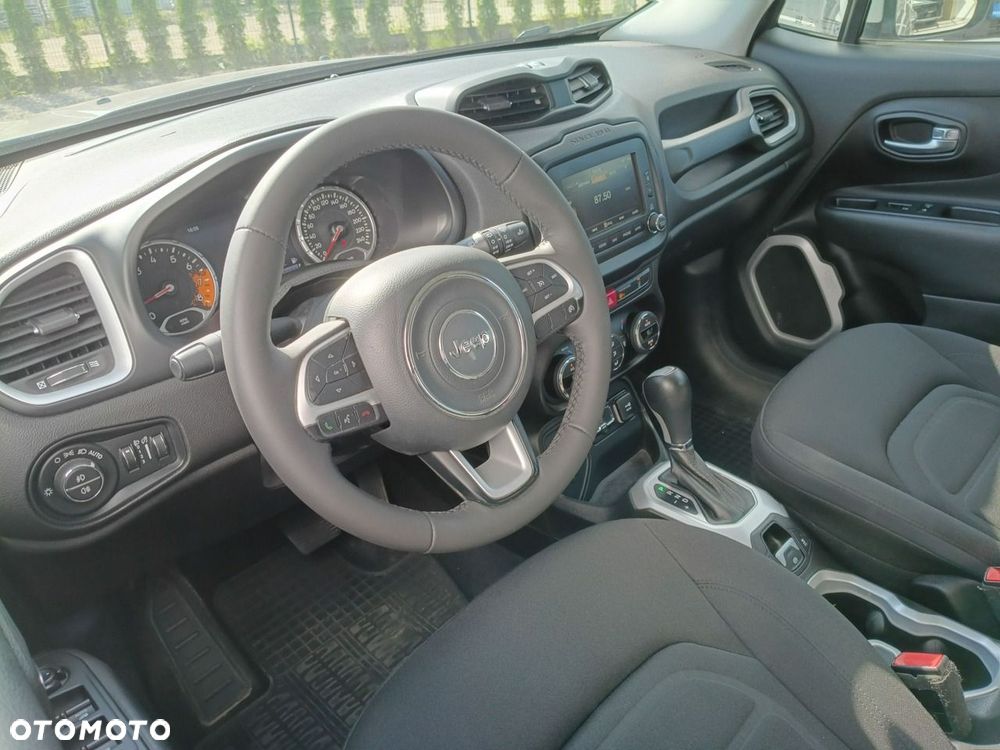Jeep Renegade 1.4 MultiAir DSG Limited - 9
