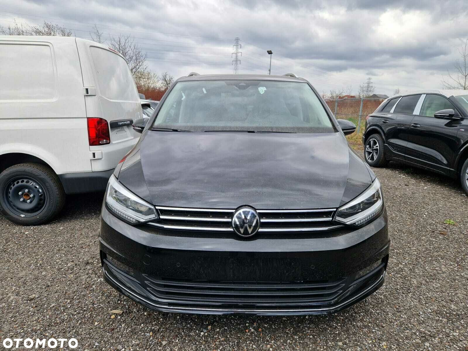 Volkswagen Touran - 2