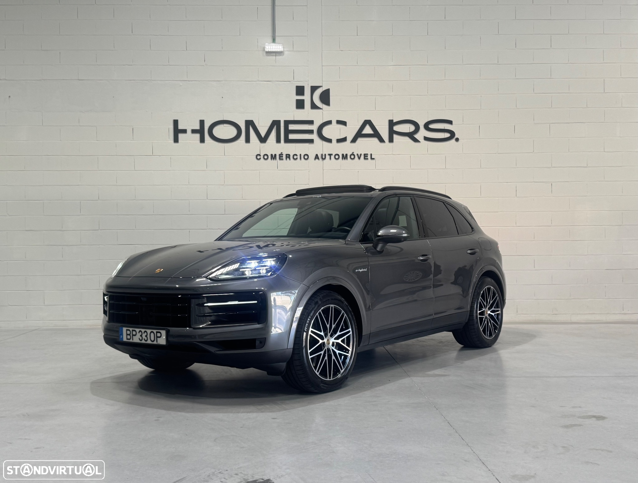 Porsche Cayenne - 2