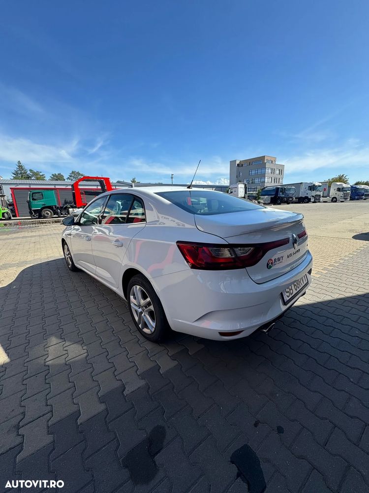 Renault Megane ENERGY dCi Intens - 11