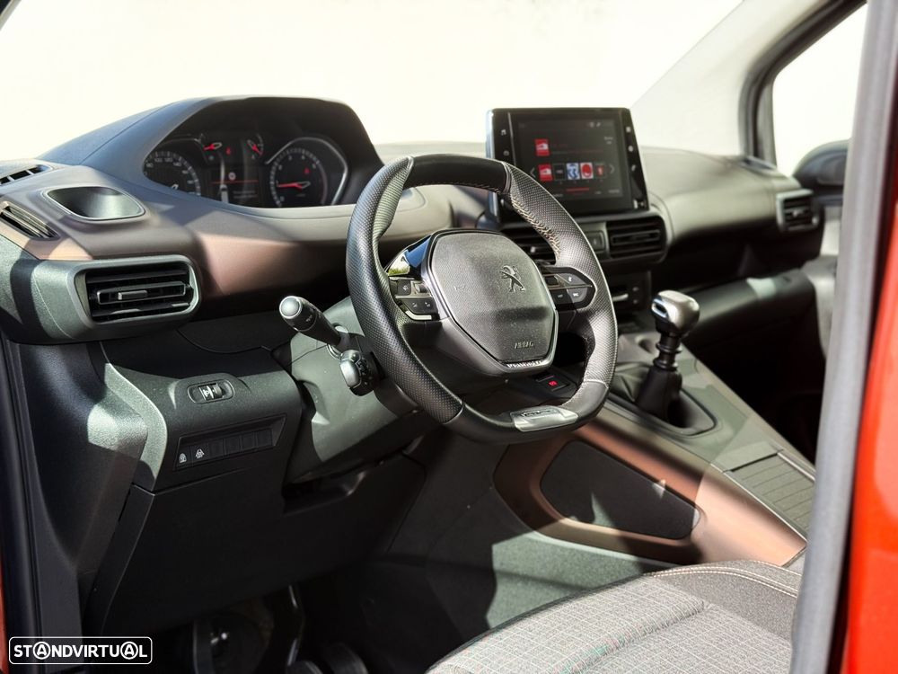 Peugeot Rifter 1.5 BlueHDi Longa GT Line - 22