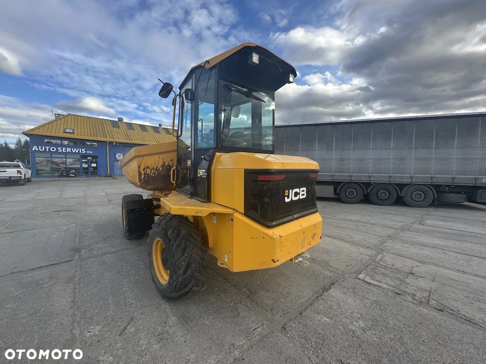 JCB 6 ST - 6