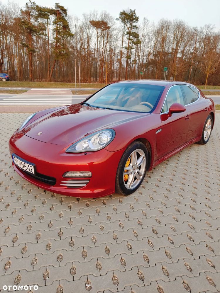 Porsche Panamera 4S - 11