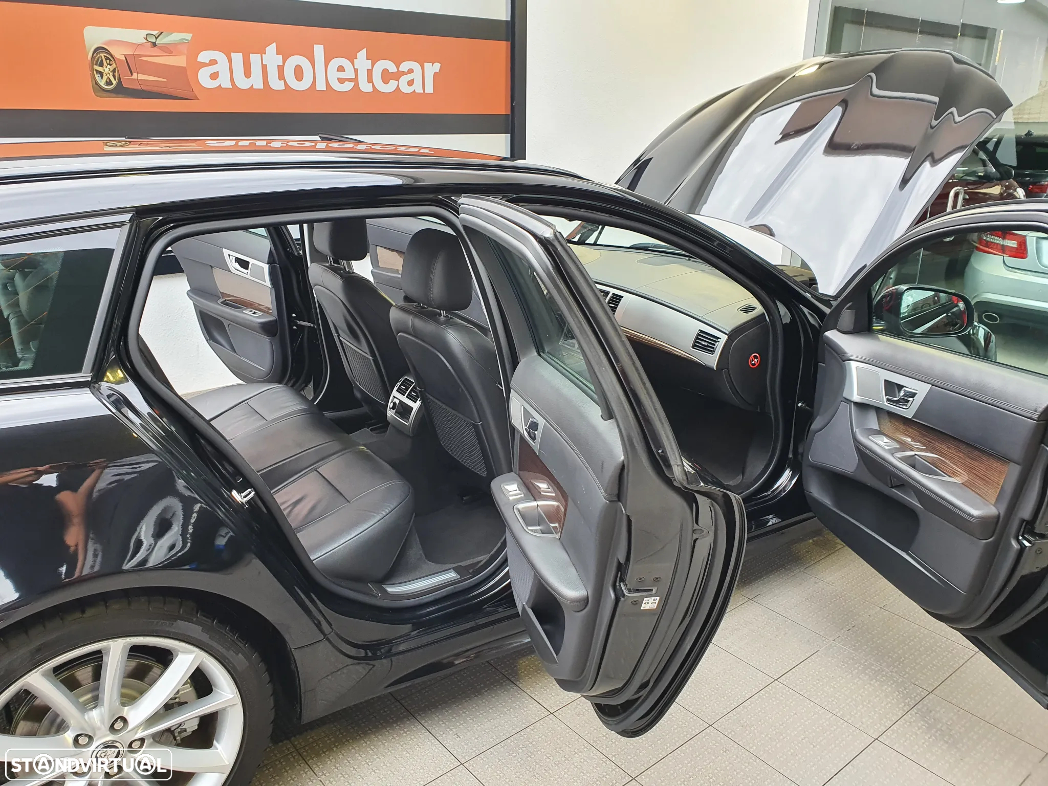 Jaguar XF Sportbrake 2.2 D Premium Luxury - 13
