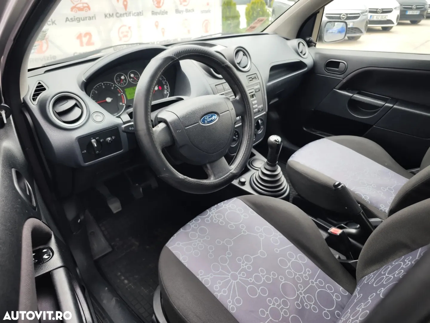 Ford Fiesta - 10