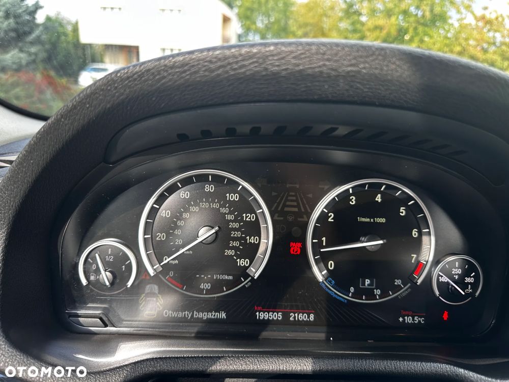 BMW X3 xDrive28i - 10