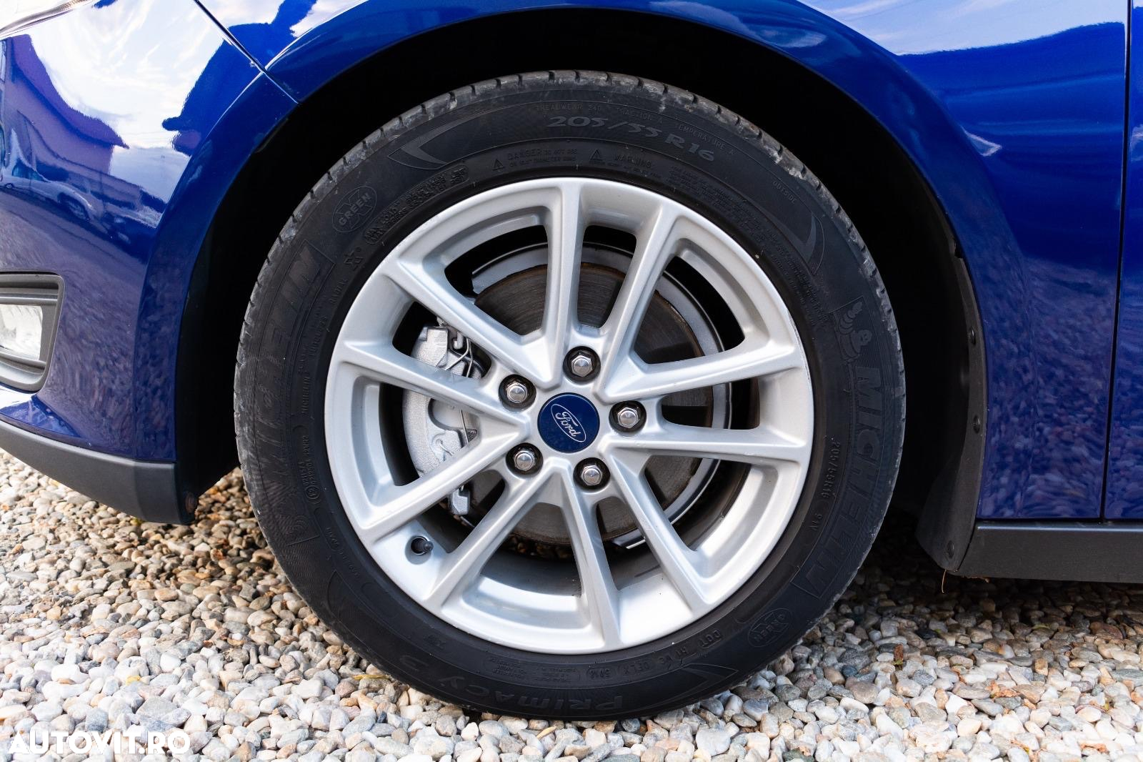 Ford Focus 1.0 EcoBoost Trend - 14
