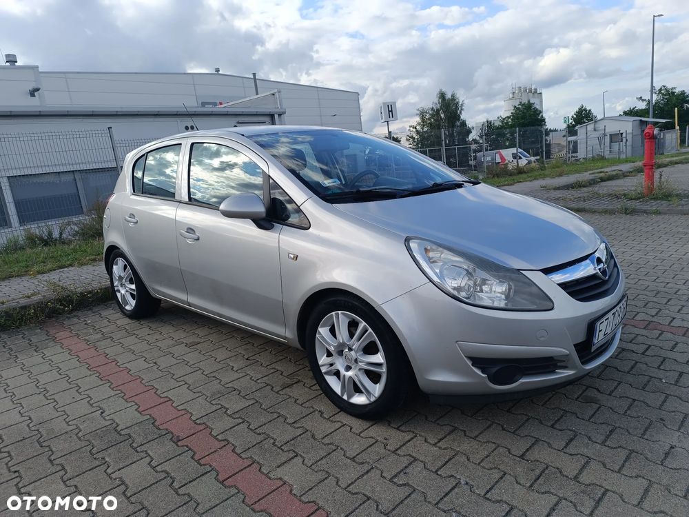 Opel Corsa - 8