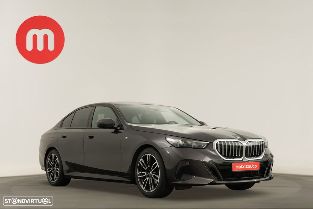 BMW 520 d Pack Desportivo M - 1
