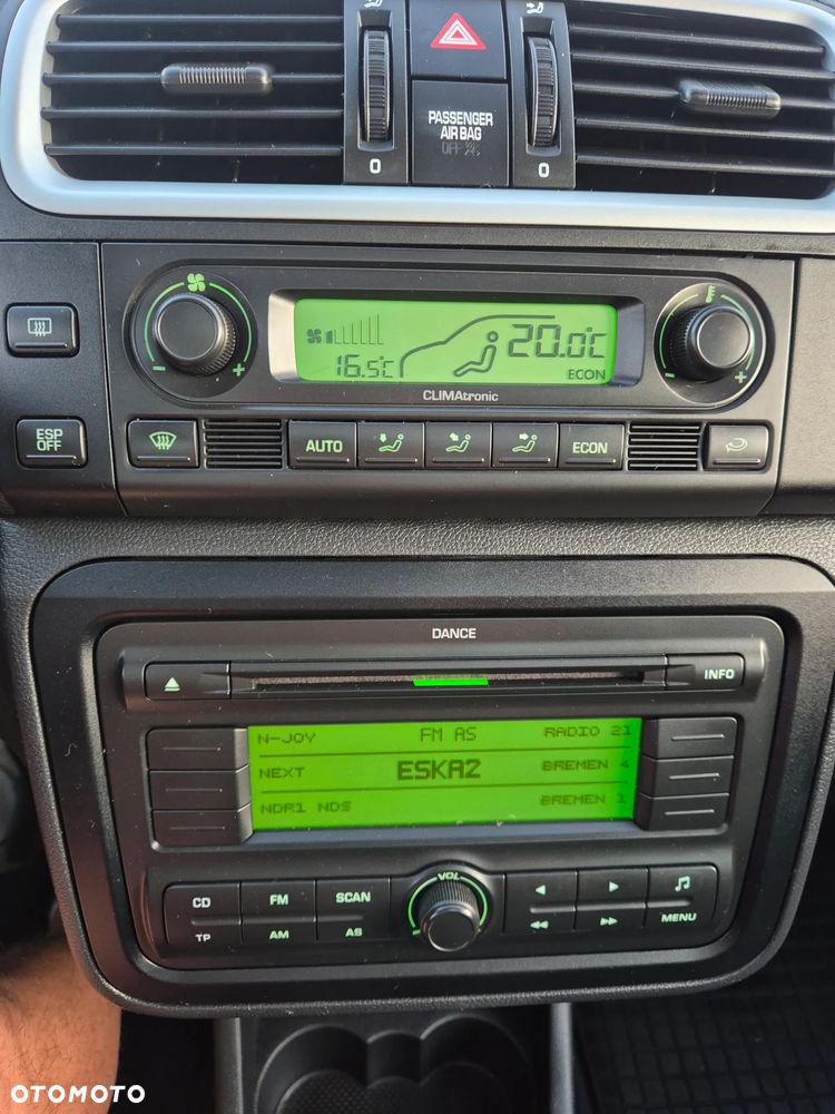 Skoda Roomster 1.6 16V Comfort PLUS EDITION - 18