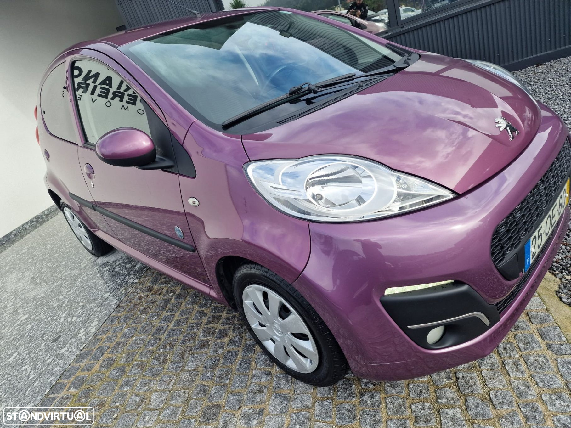 Peugeot 107 1.0 SE Envy 2-Tronic - 18
