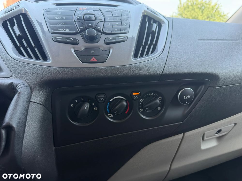 Ford TRANSIT CUSTOM - 31