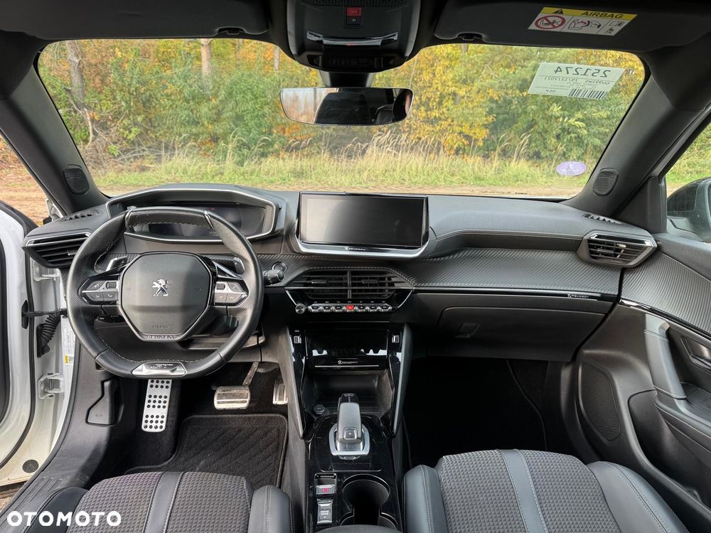 Peugeot 2008 1.2 PureTech GT Line S&S EAT8 - 13