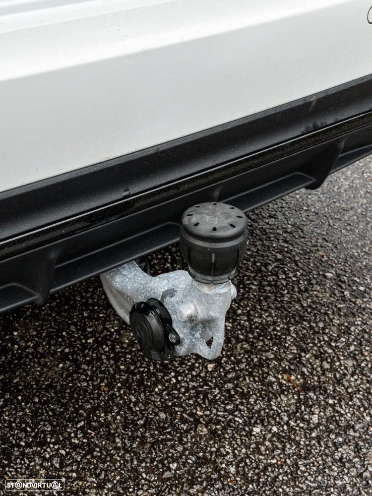 Mercedes-Benz E 300 - 21