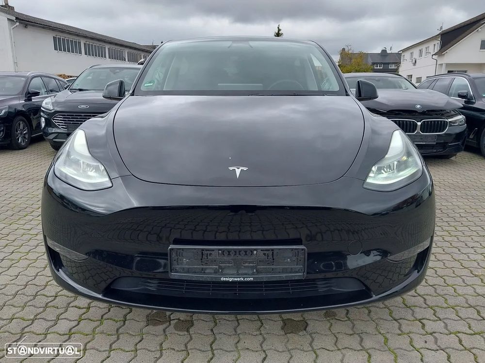 Tesla Model Y Long Range Dual Motor AWD - 4