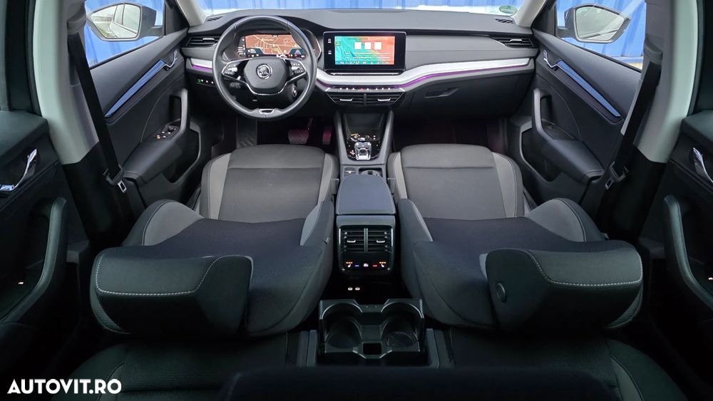 Skoda Octavia Combi 2.0 TDI DSG Tour - 10