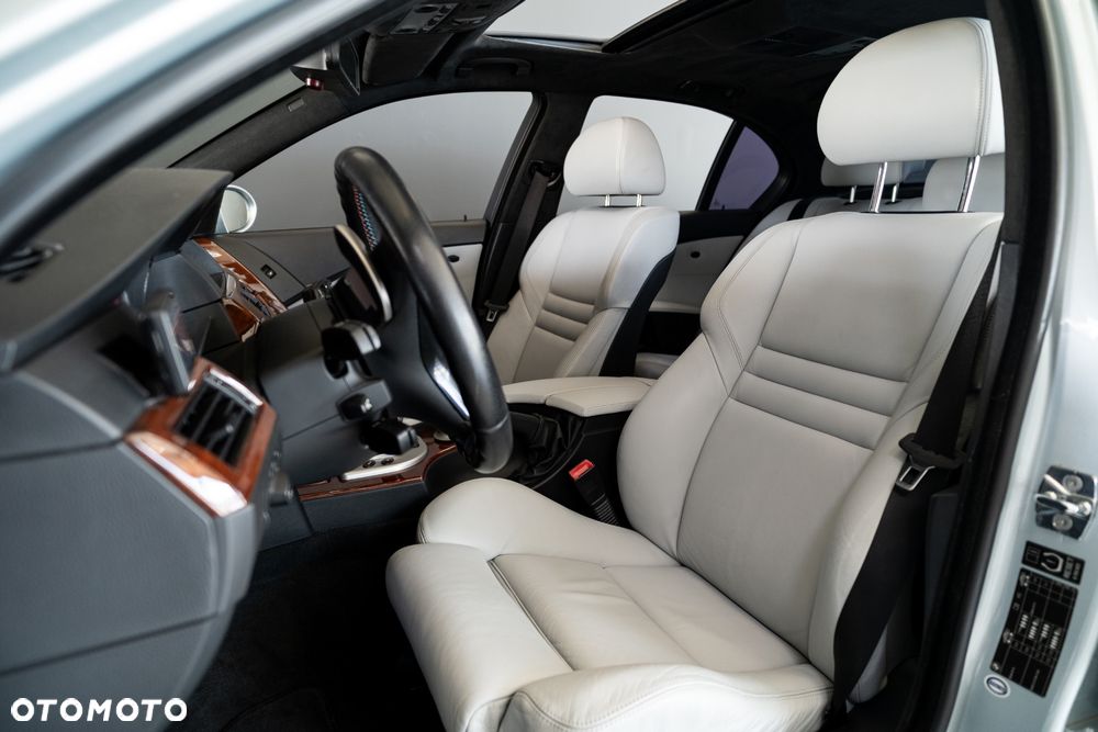 BMW M5 - 36