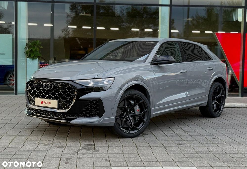 Audi RS Q8 - 7