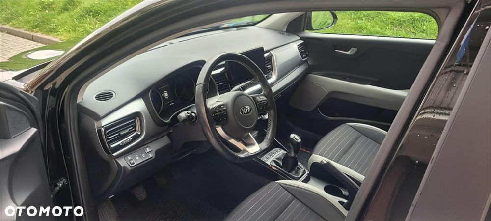Kia Stonic 1.0 T-GDI L Business Line - 5