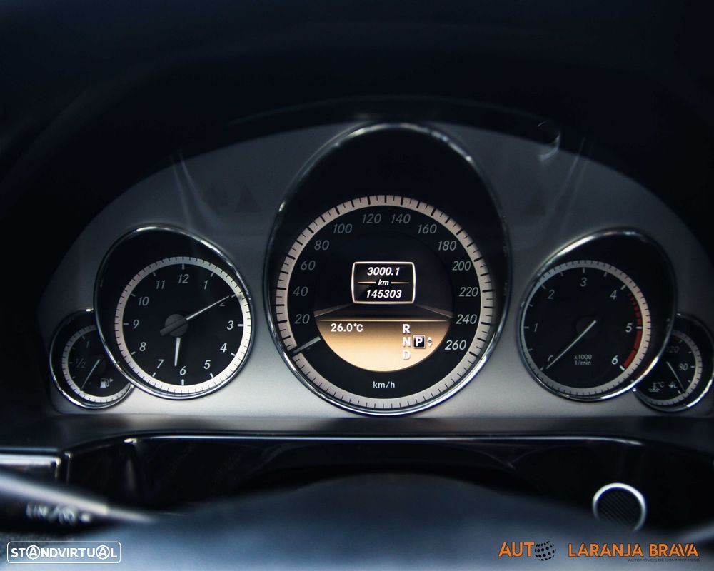 Mercedes-Benz E 250 CDi Avantgarde BlueEfficiency Auto. - 8