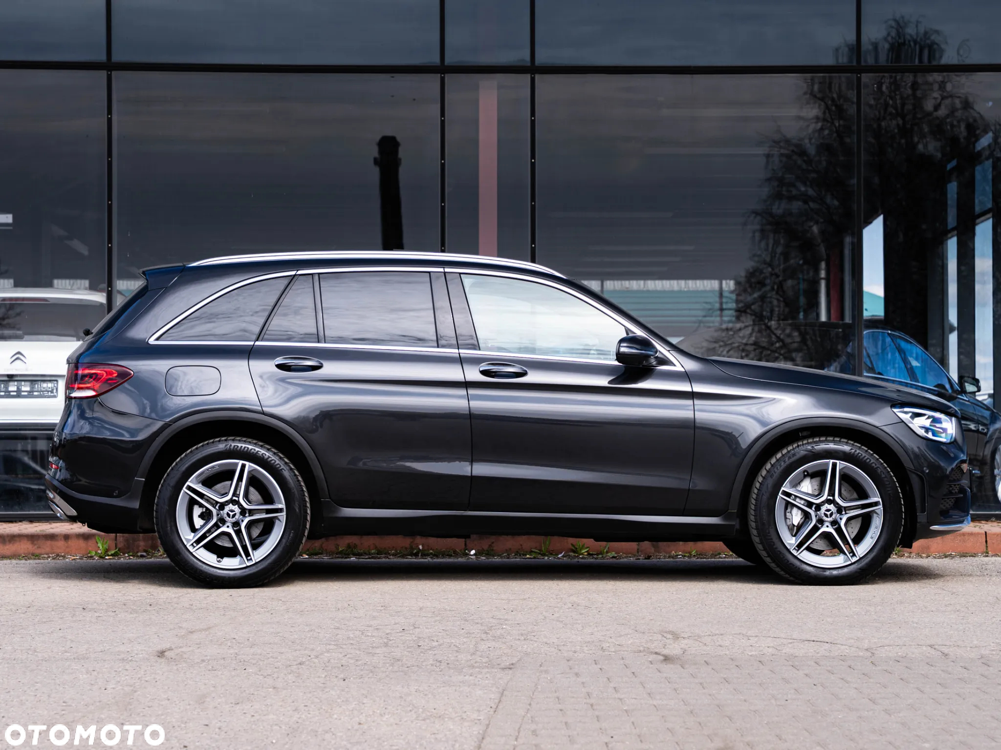 Mercedes-Benz GLC - 16
