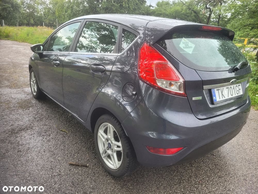 Ford Fiesta 1.0 EcoBoost STart-Stop Titanium - 4