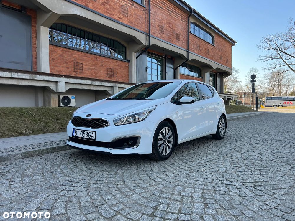 Kia Ceed 1.6 CRDi M - 3