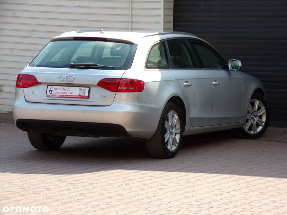 Audi A4 Avant - 15