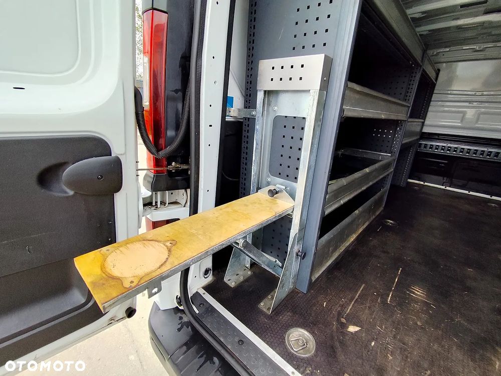 Opel VIVARO - 13