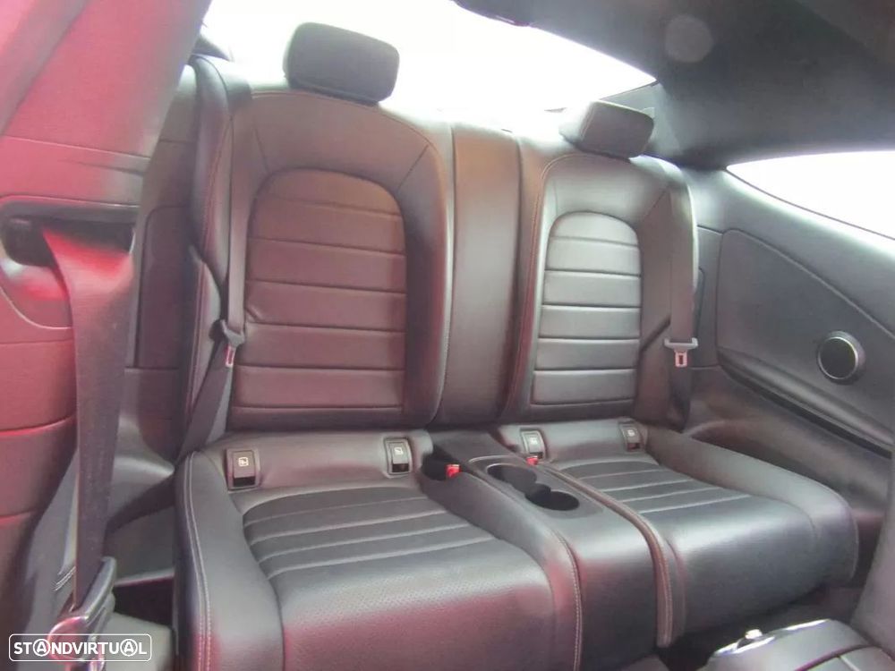 Mercedes-Benz C 220 d AMG Line - 29