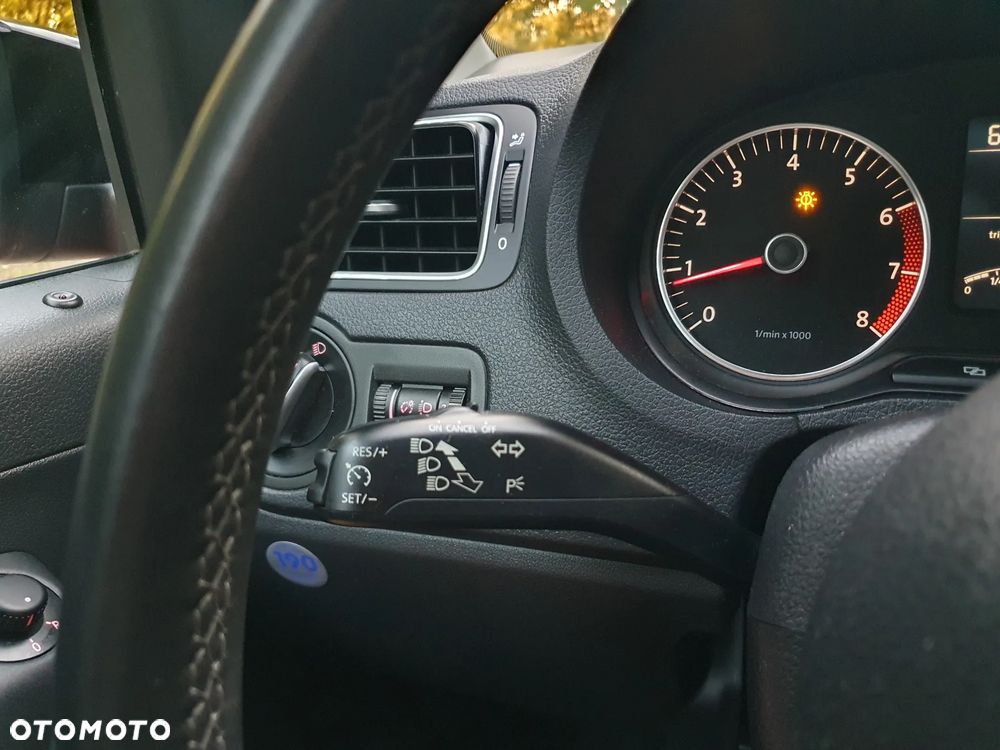 Volkswagen Polo 1.2 TSI DSG Style - 16