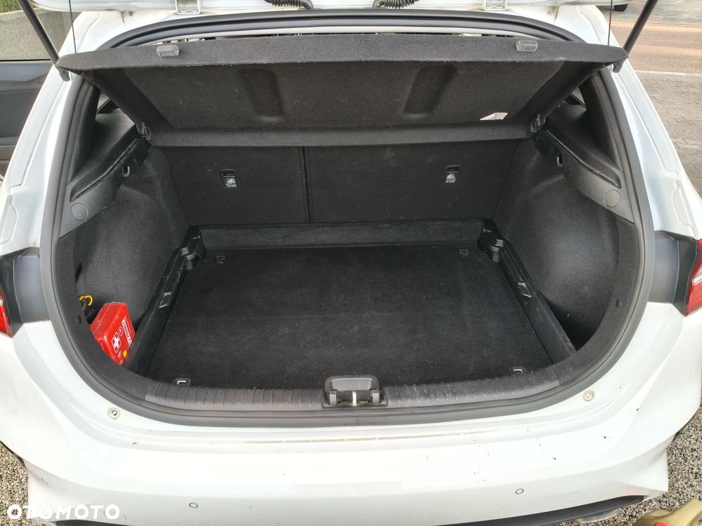 Kia Ceed 1.4 T-GDI L Business Line - 22