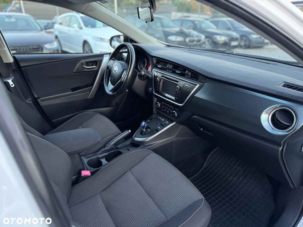Toyota Auris - 24