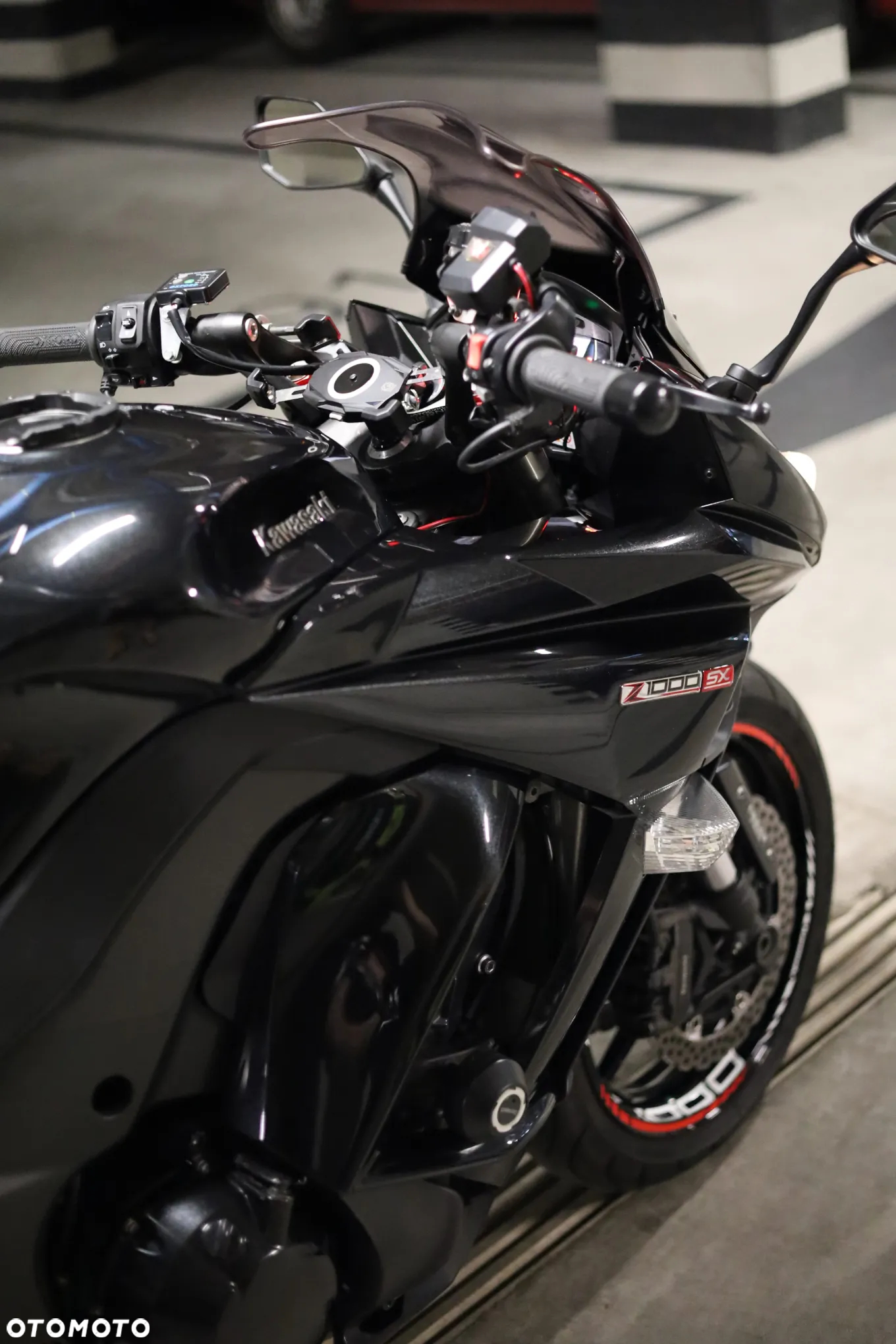 Kawasaki Ninja 1000 SX - 21