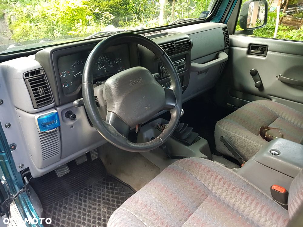 Jeep Wrangler 2.5 Sport - 15