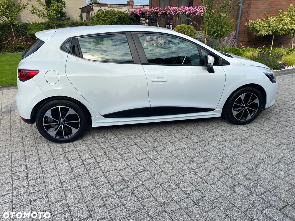 Renault Clio 1.2 16V Life - 3