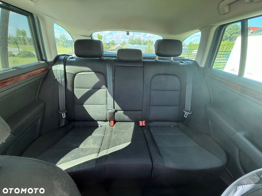 Skoda Superb 2.0 TDI Elegance DSG - 11