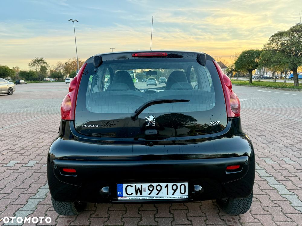Peugeot 107 1.0 Trendy 2-Tronic - 6