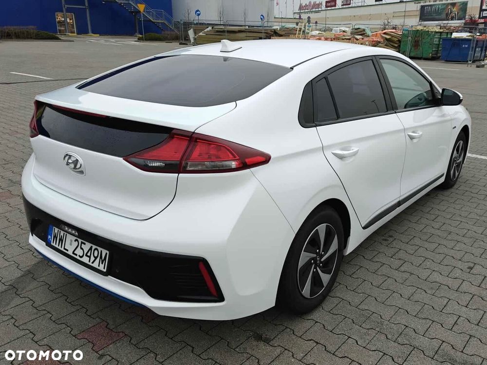 Hyundai IONIQ Hybrid Business - 7