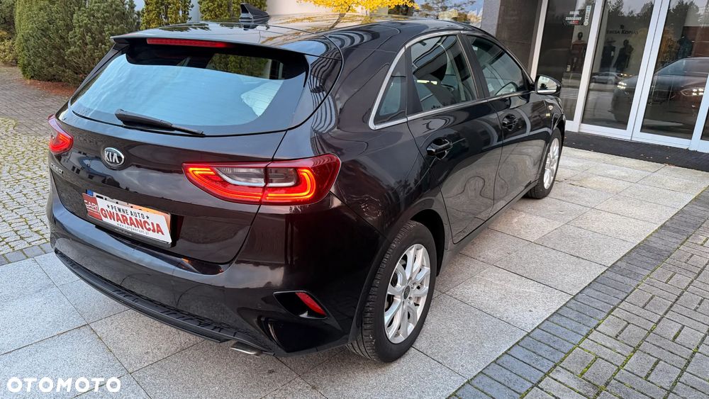Kia Ceed - 22