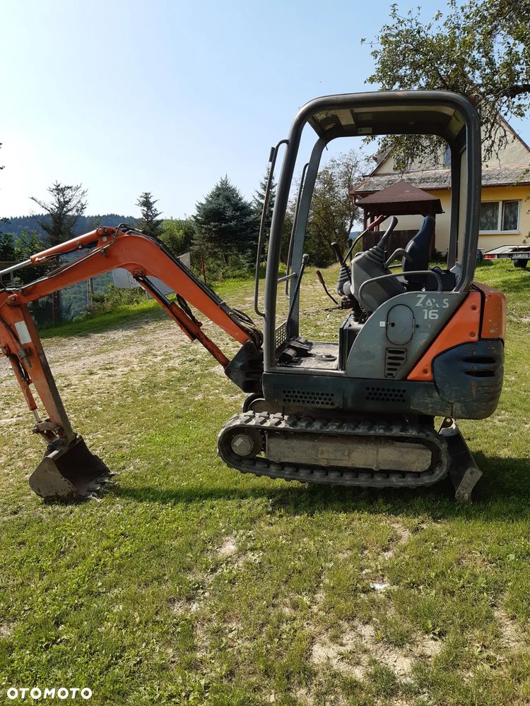 Hitachi Zx16 - 2