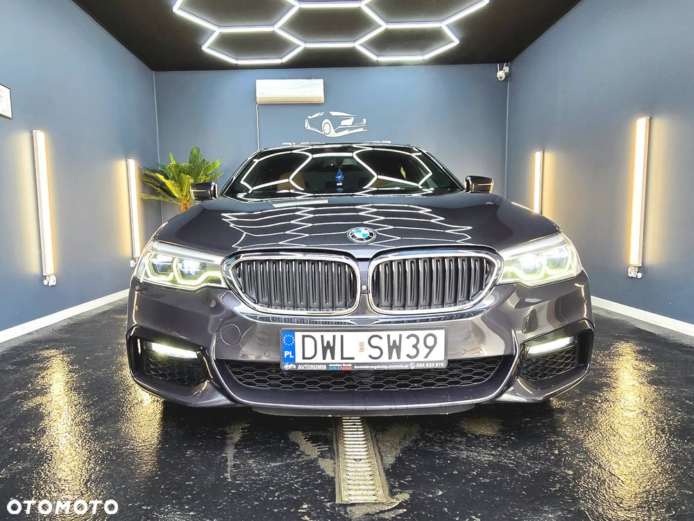 BMW Seria 5 530i - 36